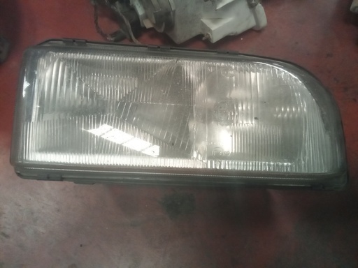 Faro derecho Volvo serie 850 '92