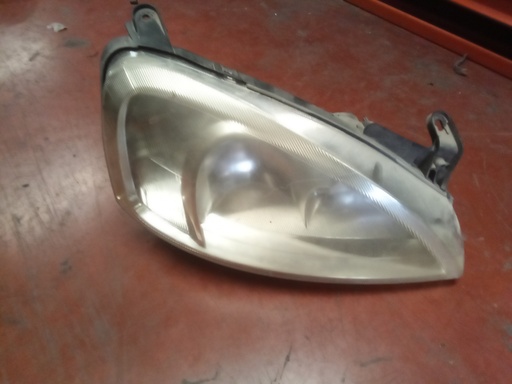 Faro derecho Opel combo '04