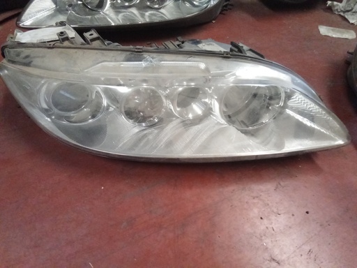 Faro derecho xenon mazda 6 '04