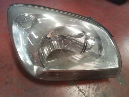 Faro derecho Kia sportage '06
