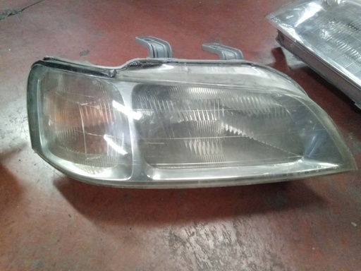 Faro derecho honda Civic '97