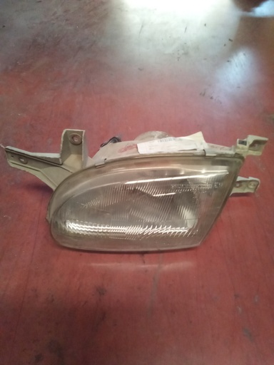 Faro izquierdo Hyundai accent '94