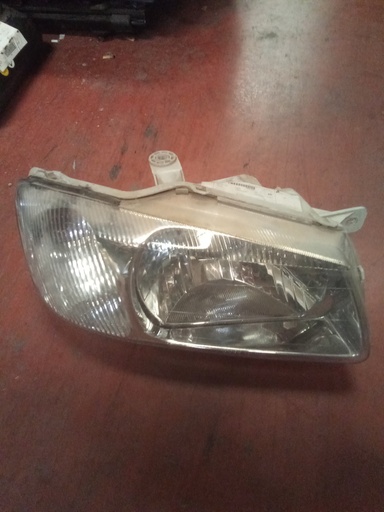 Faro derecho Hyundai accent '00
