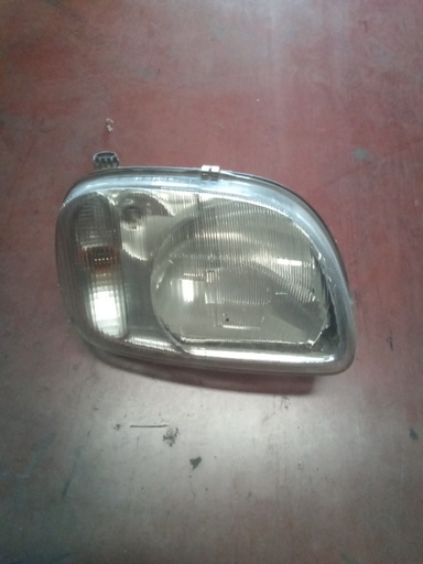 Faro derecho Nissan micra '00