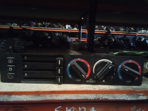 [E346411] Mando aire acondicionado BMW serie 5 e34 '89