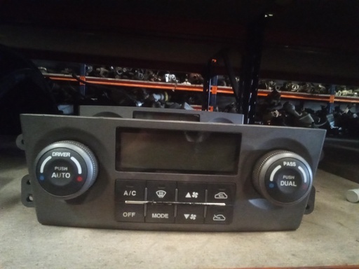 Mando climatizador Kia sorento '06