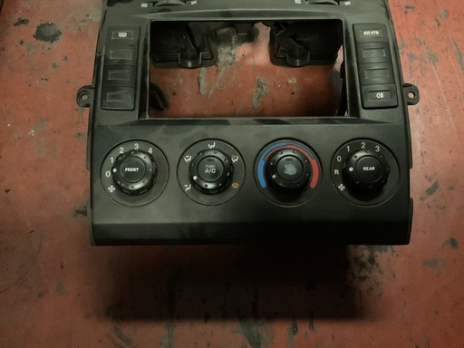 [Sin referencia] Mando aire acondicionado  kia carnival ‘01