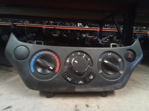 Mando aire acondicionado Chevrolet Aveo '08