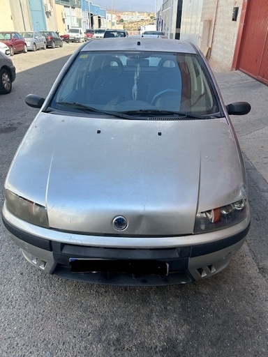 [188A4000] 0150 FIAT PUNTO 1.3 G 2003 2736CHY