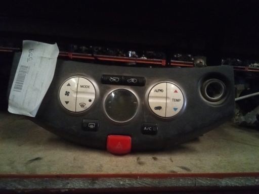 Mando climatizador Nissan micra '03