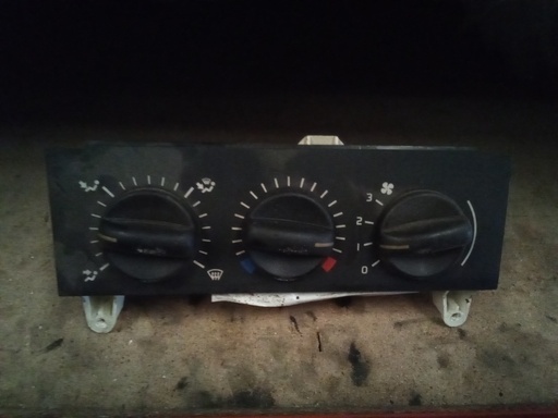 Mando aire acondicionado Renault Clio '95