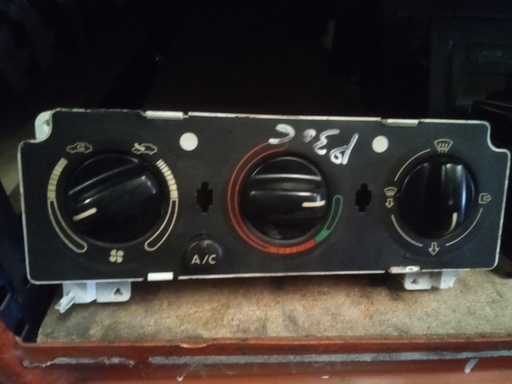 Mando aire acondicionado Peugeot 306 '97