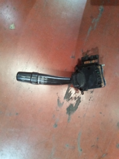 [1736473] Mandos de limpiaparabrisas toyota yaris '03