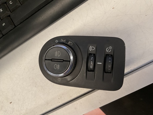 [13310331] Mando de luces opel corsa d ‘10