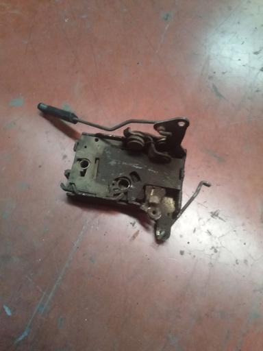 Cerradura delantera izquierda Peugeot 106 '97