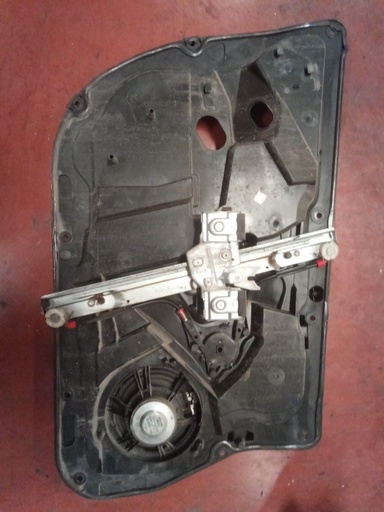 Elevalunas delantero izquierdo Ford fiesta '10