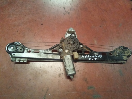 Elevalunas trasero izquierdo Mercedes clase c w203 '03