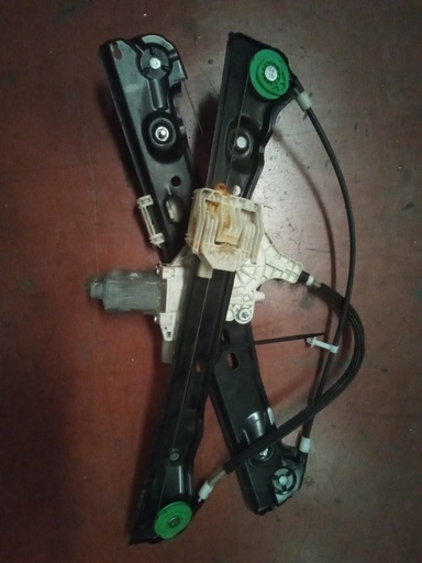 Elevalunas delantero izquierdo BMW serie 3 e90 '07