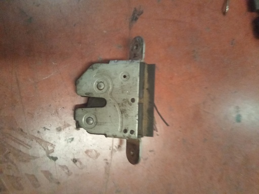 Cerradura maletero Opel Corsa d '08
