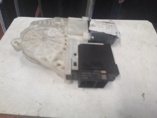 [6Q0959812B] Motor elevalunas trasero derecho seat Ibiza '05