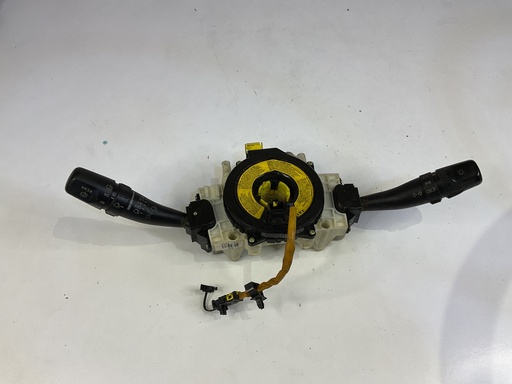[9340017261] Mando multifuncion hyundai matrix año 2006