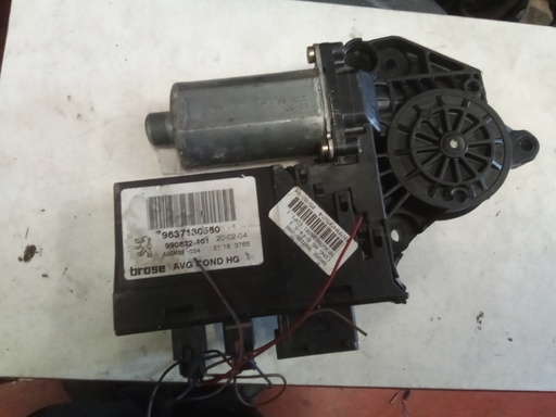 [9637130580] Motor elevalunas delantero izquierdo Peugeot 307 '04