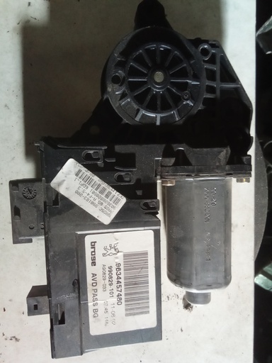 [9634457480] Motor elevalunas delantero derecho Peugeot 307 '02