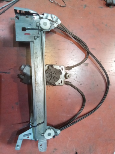 [Ceria cer] Elevalunas delantero izquierdo 3p Renault megane cc '07