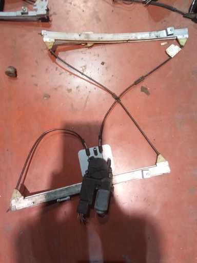 Elevalunas delantero izquierdo Renault laguna '05