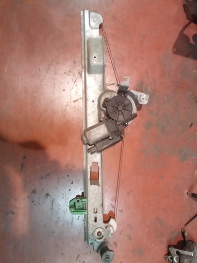 Elevalunas delantero izquierdo Renault Scenic '05