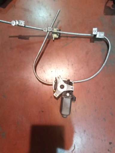 Elevalunas delantero derecho Renault Clio I '96