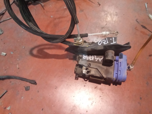 Cerradura trasera izquierda audi a4 '99