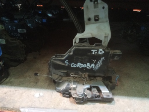 Cerradura trasera derecha seat Cordoba '05