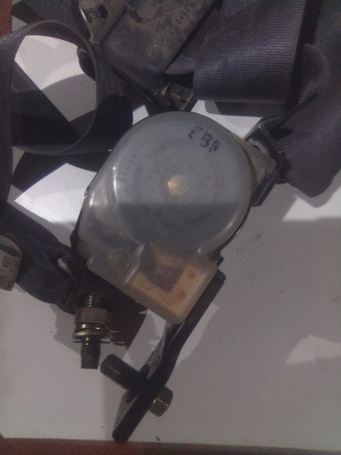 Cinturon seg. tras.izquierdo opel monterey '98