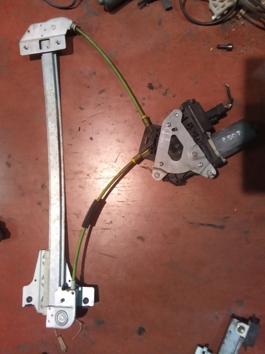 Elevalunas trasero derecho Peugeot 807 '02