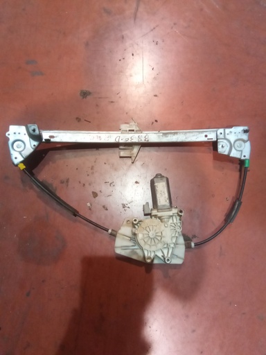 Elevalunas delantero derecho peugeot 406 '04