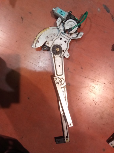 Elevalunas delantero izquierdo Kia Carens '04