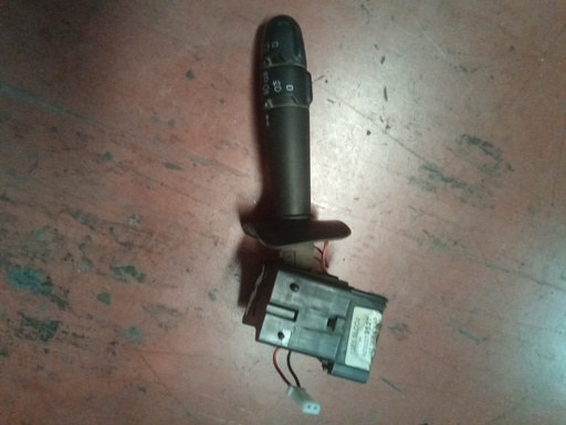 [7700428228] Mando de luces renault megane  '99