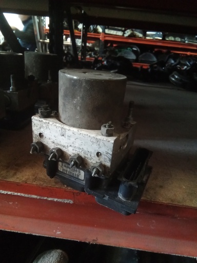 [0265800331] Módulo ABS Nissan Almera tino '01