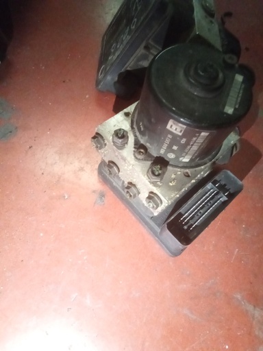[1k0907379k 1k0907379d 1k0307379e] Módulo ABS audi a3 '04