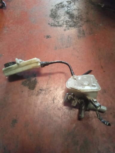 Bomba de freno Peugeot 307 1.6 hdi '06