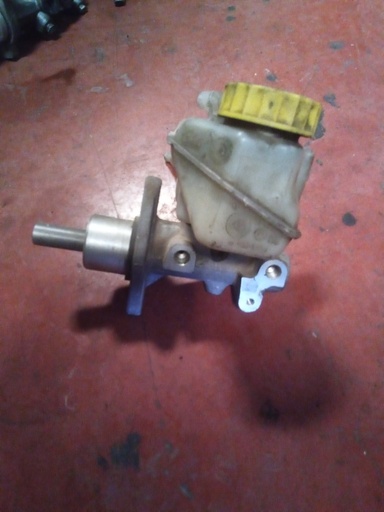 Bomba de freno seat Ibiza 1.9 tdi '00