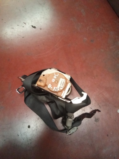 Cinturon delantero derecho chrysler 300