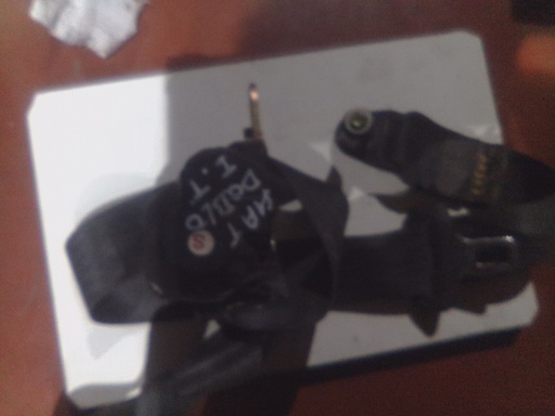 Cinturon trasero izquierdo fiat doblo '01
