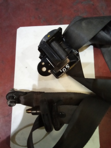 Cinturon trasero izquierdo chevrolet kalos '05