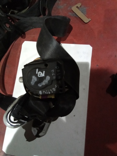 Cinturon delantero derecho volkswagen golf iv '00