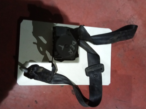 Cinturon trasero derecho renault captur '14